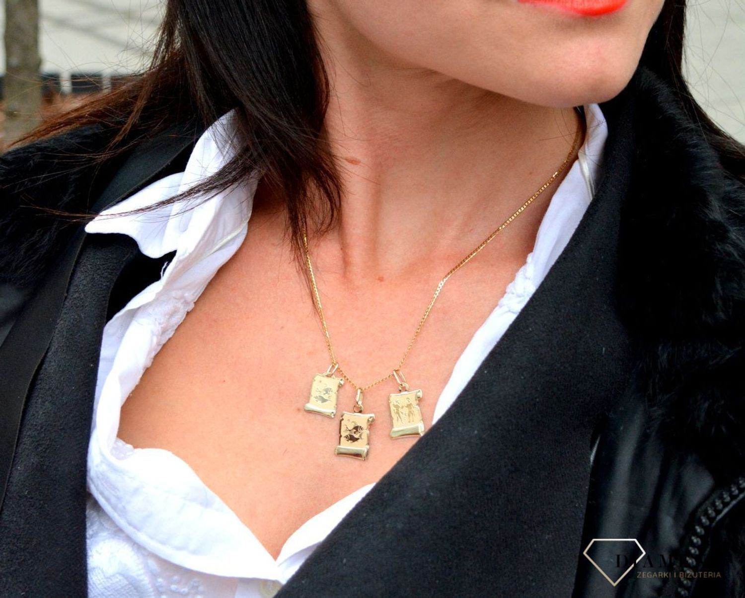 Złota zawieszka znak zodiaku Lew.jpg